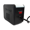Regulador Modelo AVR-200, 1400VA/650W, 110-120V, 8 Contactos, Color Negro, VORAGO AVR-200